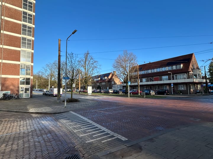 Photo 6 of Eduard van Beinumlaan 4-P