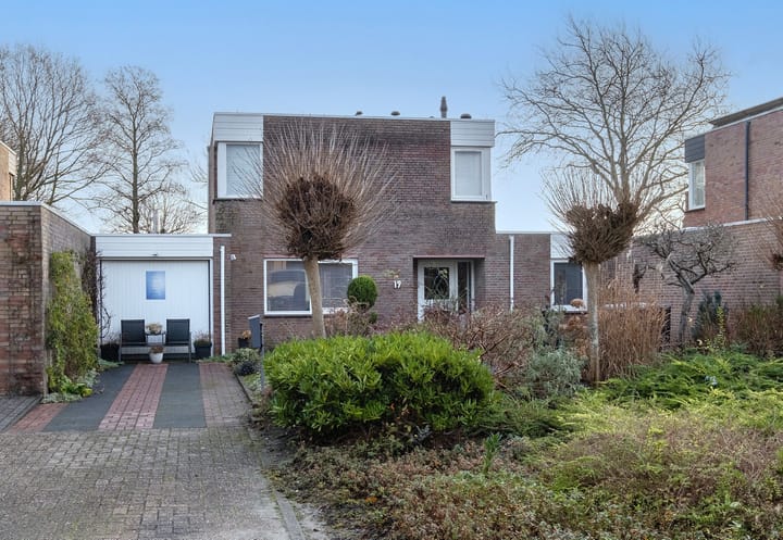 Foto 1 van van Santenlaan 19