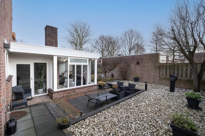 Foto 33 van van Santenlaan 19