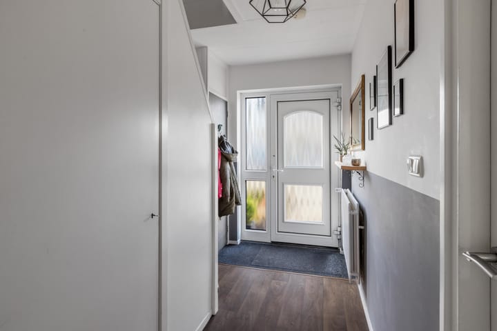 Foto 8 van Bernhardlaan 4