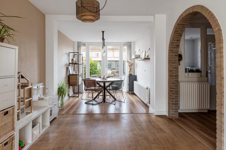 Foto 12 van Bernhardlaan 4