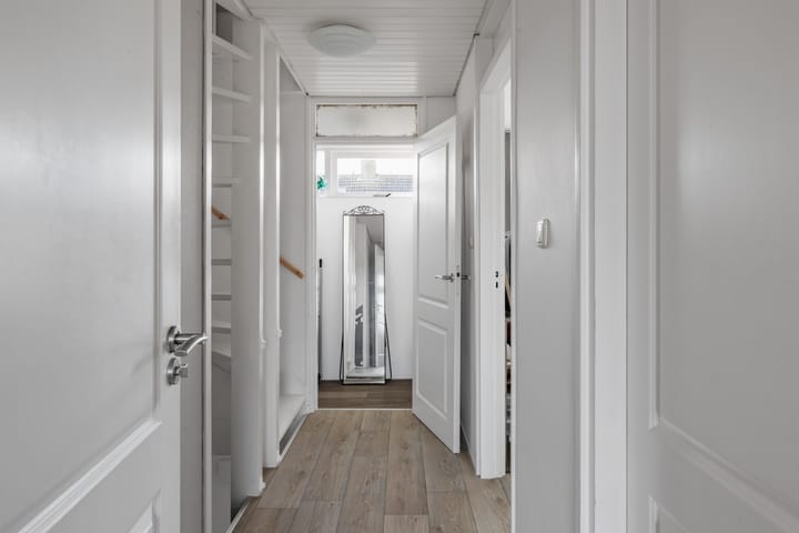 Foto 23 van Bernhardlaan 4