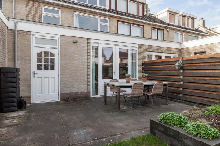 Foto 47 van Bernhardlaan 4