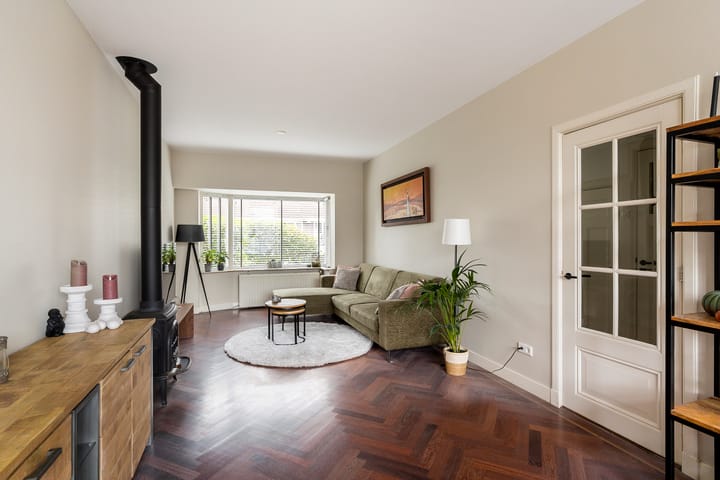 Foto 9 van Julianalaan 11