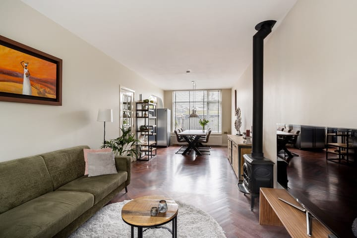 Foto 11 van Julianalaan 11