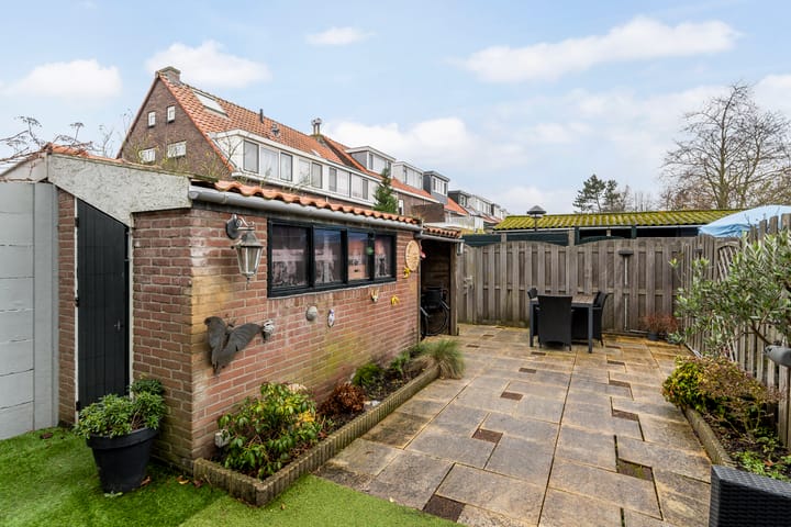 Foto 18 van Julianalaan 11