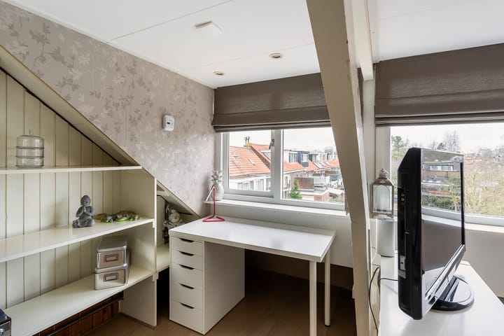 Foto 38 van Julianalaan 11