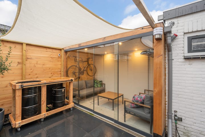 Foto 21 van Arnold Hoogvlietstraat 78