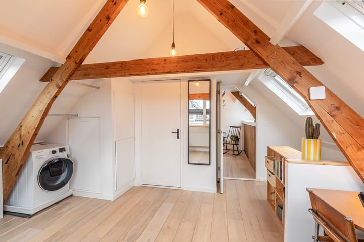 Foto 30 van Arnold Hoogvlietstraat 78