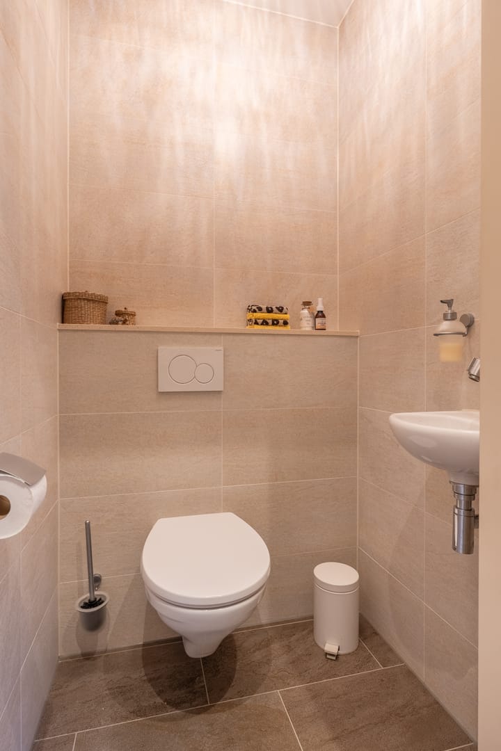 Foto 7 van Gouverneur Van der Fossestraat 12