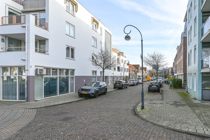 Bekijk foto 32 van Zocherstraat 5-E