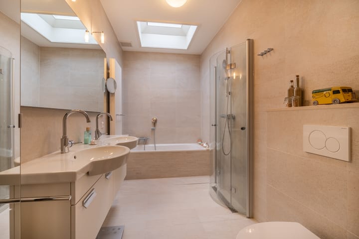 Foto 18 van Gouverneur Van der Fossestraat 12