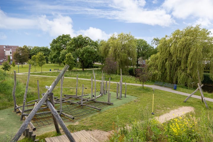 Foto 30 van Gouverneur Van der Fossestraat 12