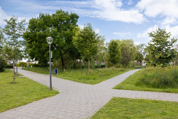 Foto 31 van Gouverneur Van der Fossestraat 12