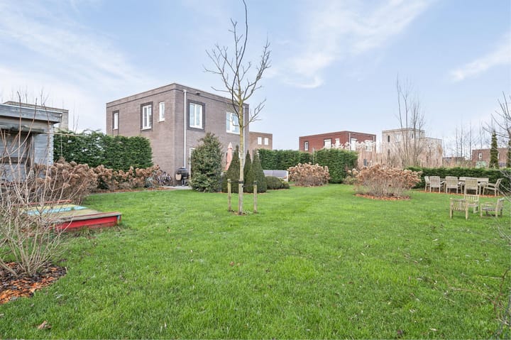 Photo 1 of John Daltonstraat 16