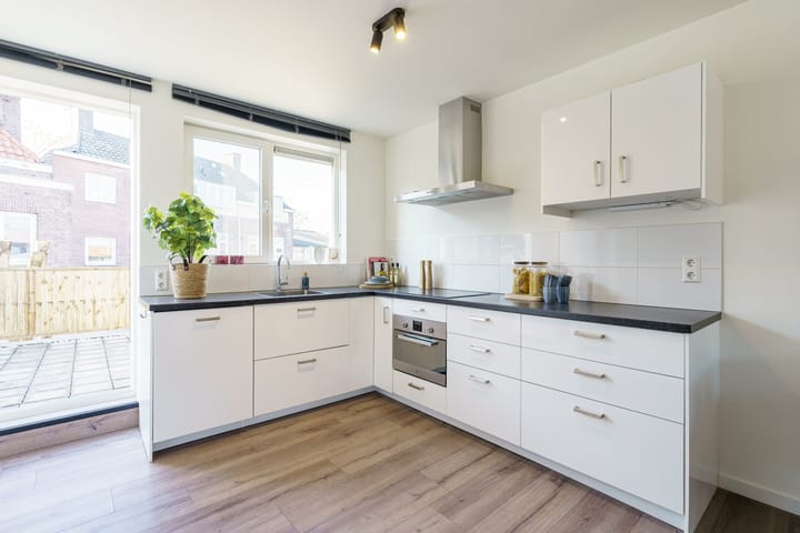 Foto 13 van Vergierdeweg 17-A