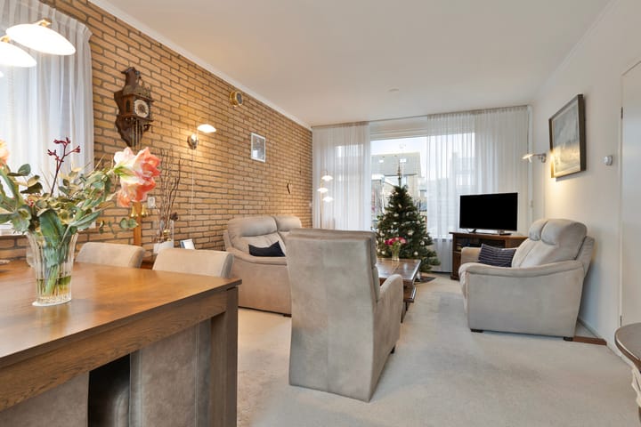 Foto 10 van Rozenlaan 24