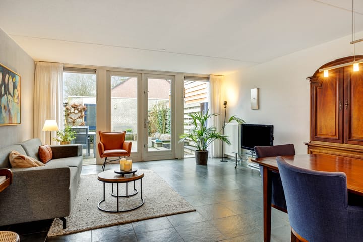 Foto 10 van Anna Bijnsstraat 68