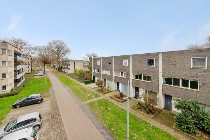 Foto 41 van Anna Bijnsstraat 68