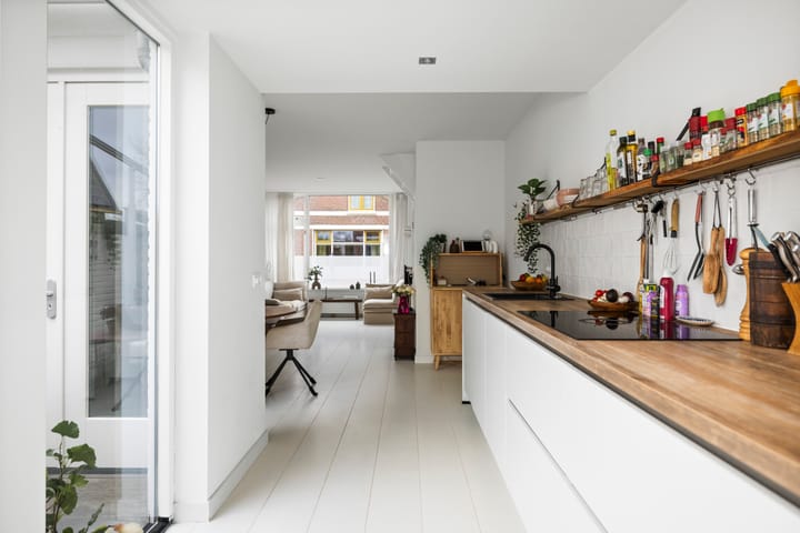 Foto 12 van Lagestraat 31