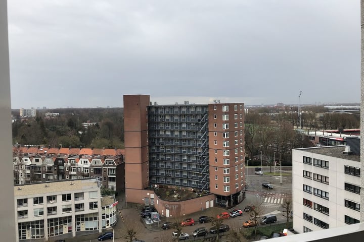 View photo 17 of Oostmaaslaan 432