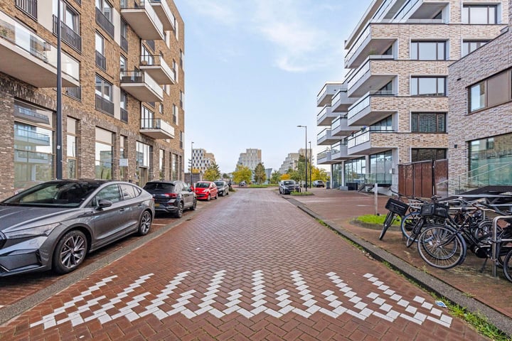 View photo 24 of Nida Senffstraat 149