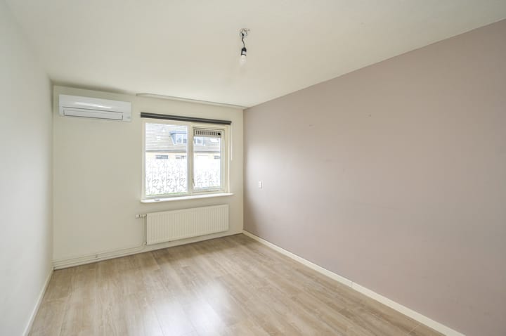 Foto 20 van Nat King Colestraat 14