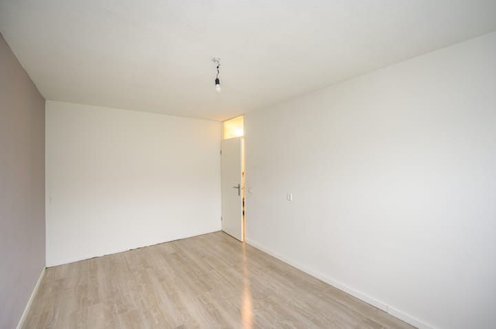 Foto 21 van Nat King Colestraat 14