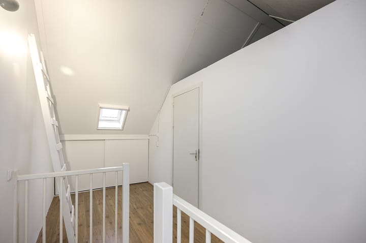 Foto 25 van Nat King Colestraat 14