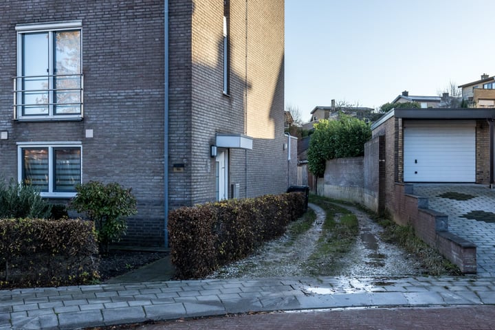 Bekijk foto 37 van Pastoor Hagenstraat 12-A