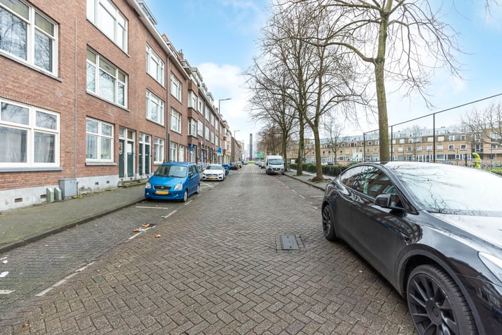 Bekijk foto 19 van Bas Jungeriusstraat 222-01