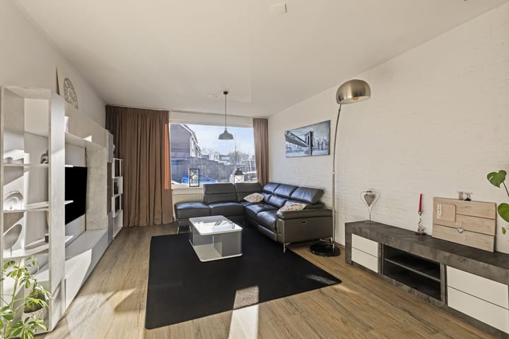 Foto 8 van Jacob van Lennepstraat 24