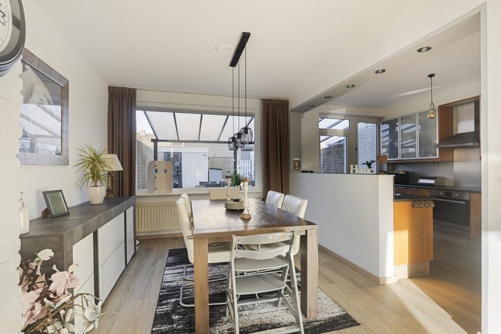 Foto 11 van Jacob van Lennepstraat 24