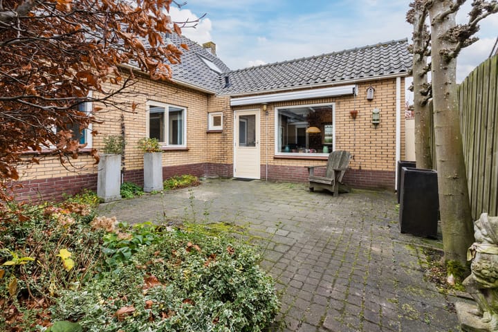 Foto 25 van Burgemeester Andriessenstraat 32