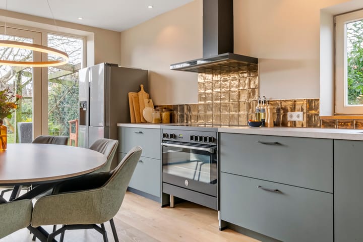 Foto 10 van Scharenburgsestraat 3