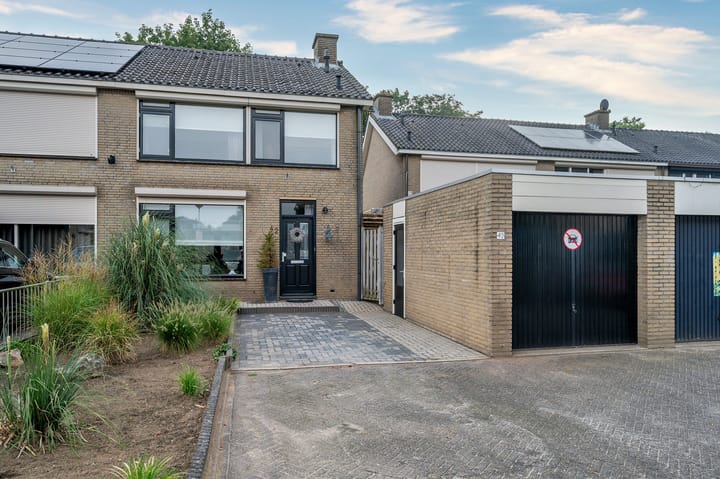 Foto 1 van Pavanestraat 42