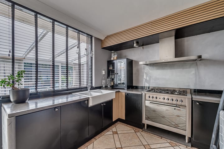 Foto 10 van Pavanestraat 42