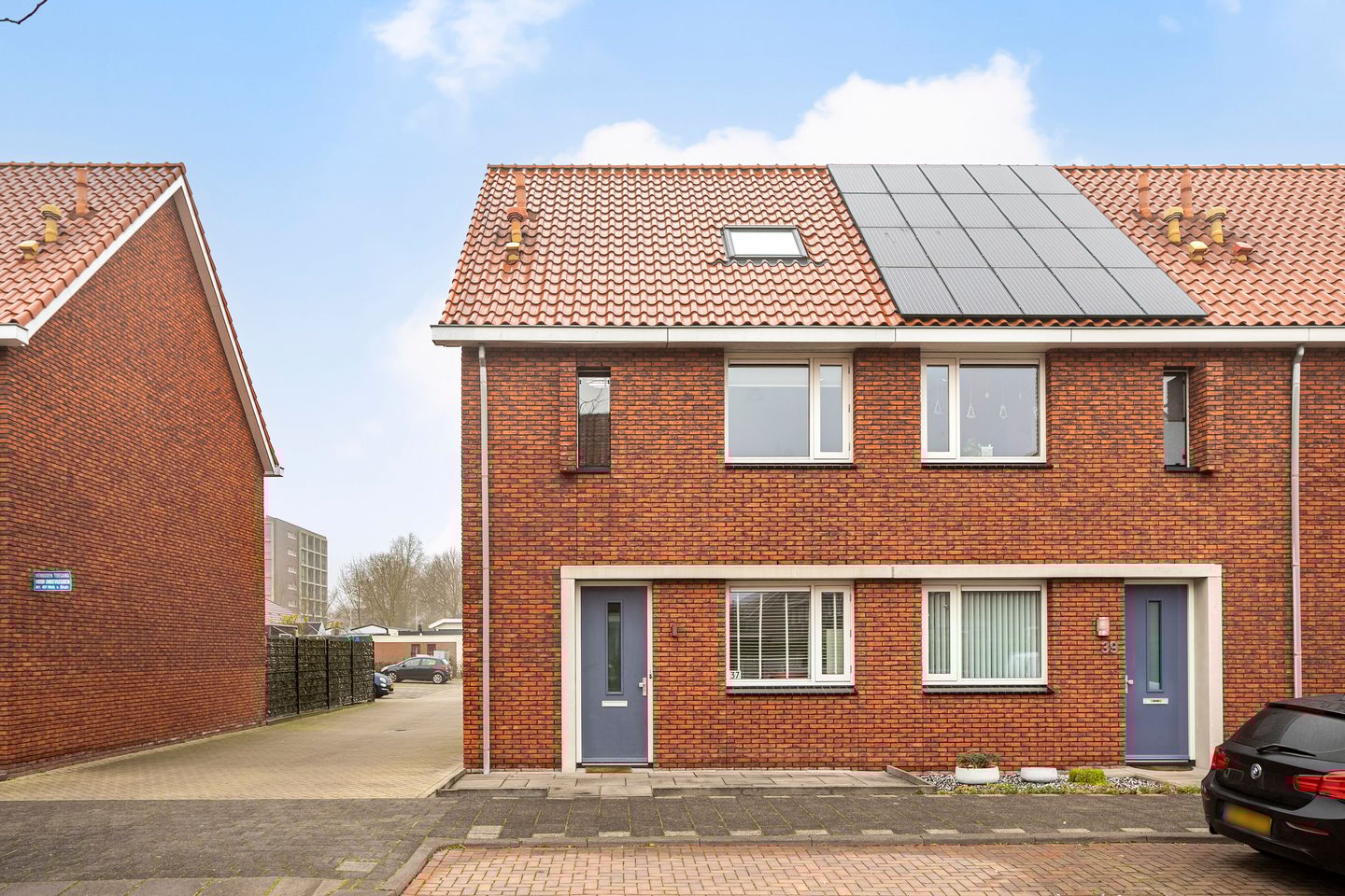 Foto 1 van Johan Metzelaarstraat 37