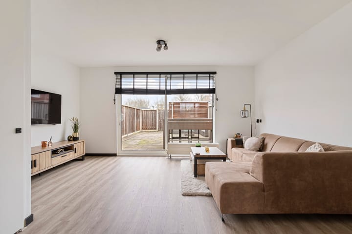 Foto 3 van Johan Metzelaarstraat 37