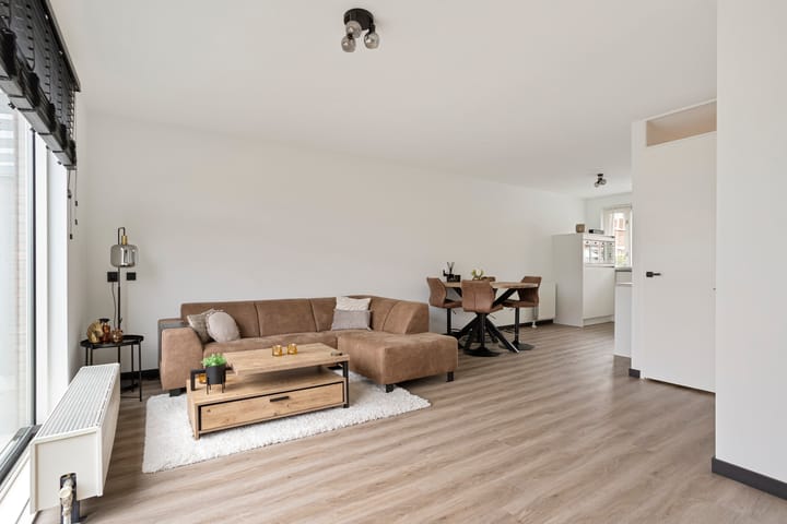 Foto 5 van Johan Metzelaarstraat 37