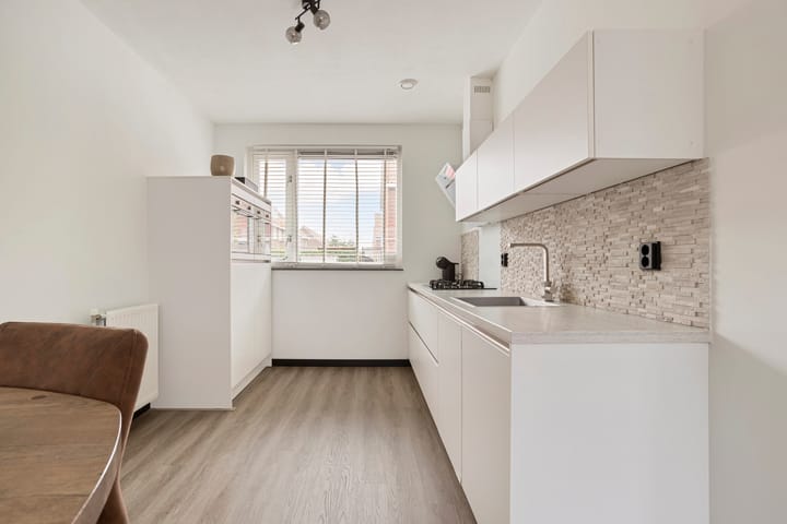 Foto 8 van Johan Metzelaarstraat 37