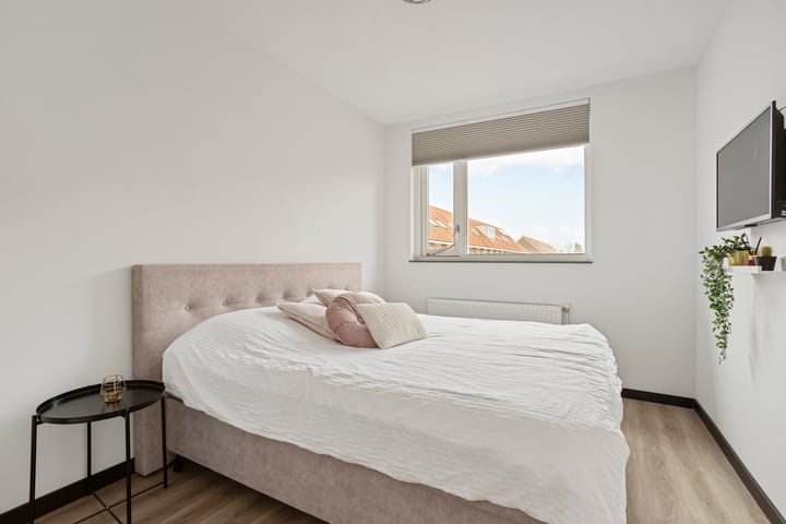 Foto 15 van Johan Metzelaarstraat 37