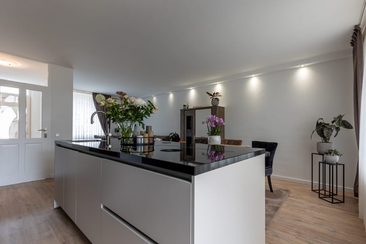 Foto 14 van Mesdagstraat 153