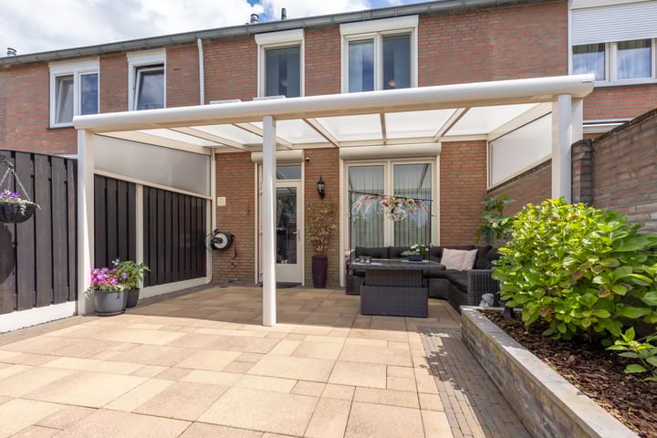 Foto 24 van Mesdagstraat 153