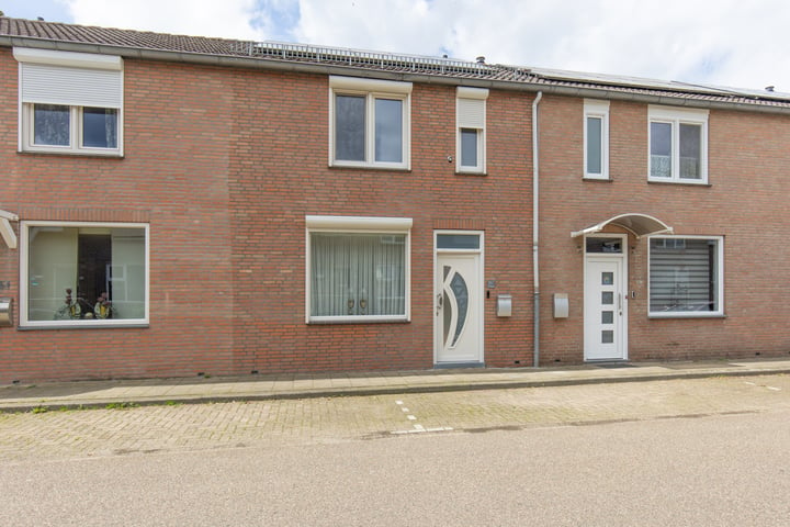 View photo of Mesdagstraat 153