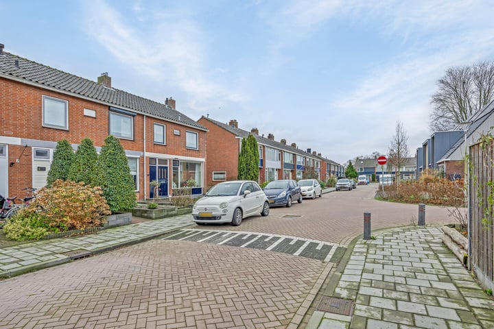 View photo 9 of Bumastraat 8