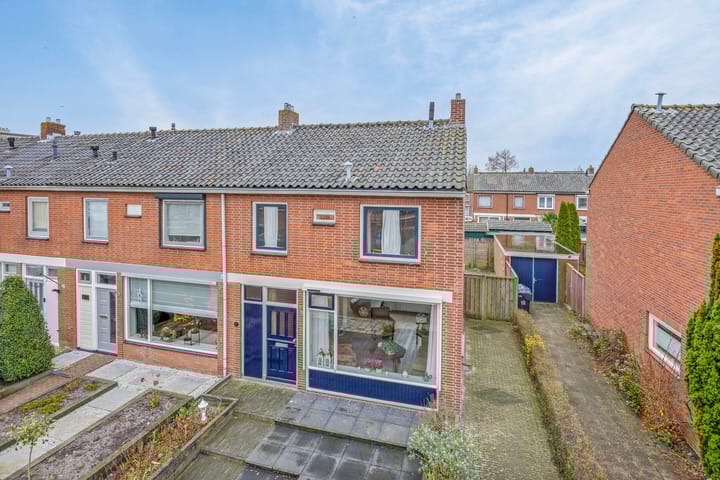 Foto 11 van Bumastraat 8