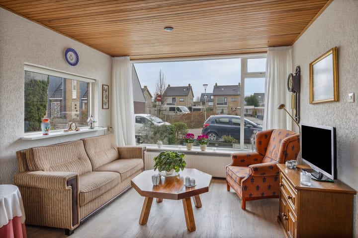 Foto 16 van Bumastraat 8