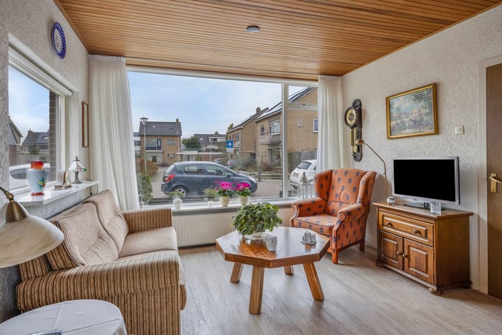 Foto 17 van Bumastraat 8