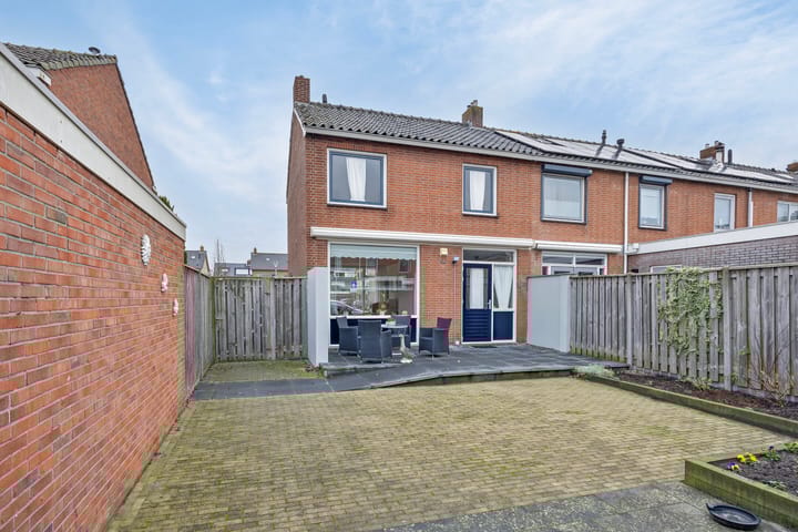 Foto 36 van Bumastraat 8